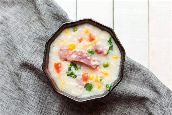 怀孕喝玉米粥有什么好处,孕期喝玉米面粥的好处