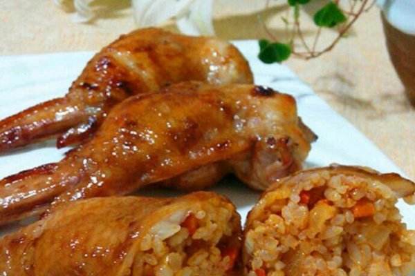 鸡翅包饭怎么炸才不会裂开,鸡翅不用面包糠怎么炸