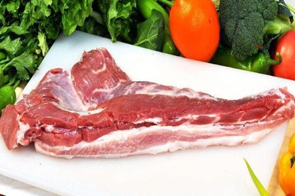 五花肉和牛肉哪个有营养价值,五香牛肉的营养价值及功效