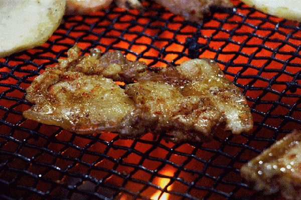 一百克五花肉的热量是多少,100克五花肉的热量