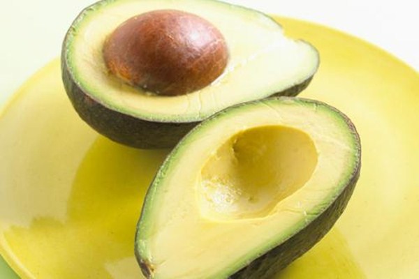 牛油果怎么给宝宝吃最有营养,牛油果怎么给宝宝吃最好吃法