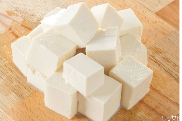 宝宝可以经常吃豆腐吗,可以经常吃豆腐吗