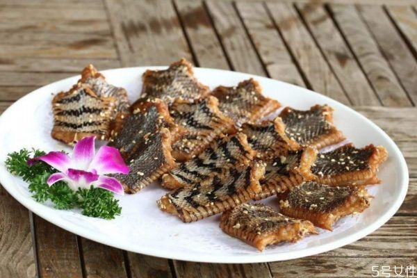 吃蛇肉最忌讳什么,吃蛇肉好不好