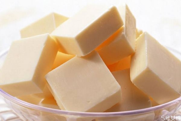 孕期吃奶酪有什么好处,怀孕吃奶酪棒有好处吗 孕期吃奶酪有什么好处,怀孕吃奶酪棒有好处吗