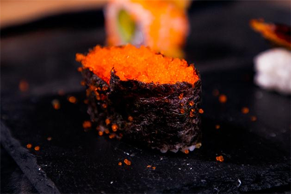 俄罗斯鱼子酱配什么酒,俄式鱼子酱