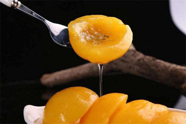 黄桃罐头可以加热吃吗?,黄桃罐头能热吗