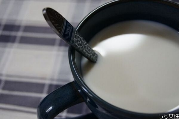 骆驼奶的美容功效和作用,骆驼奶的效果