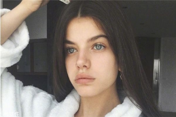 膨体隆鼻被撞会怎么样,膨体隆鼻撞到会变形吗