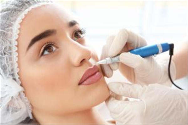 自体脂肪填充有结节硬块怎么处理,自体脂肪填充硬块