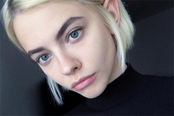 注射卧蚕用什么玻尿酸,1毫升玻尿酸打卧蚕多吗