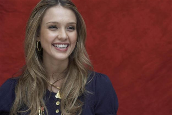 眉弓可以用脂肪填充吗,填充眉弓最好的方法