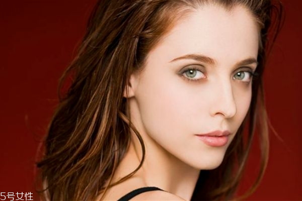 隆鼻假体取出后恢复,假体隆鼻恢复过程图片