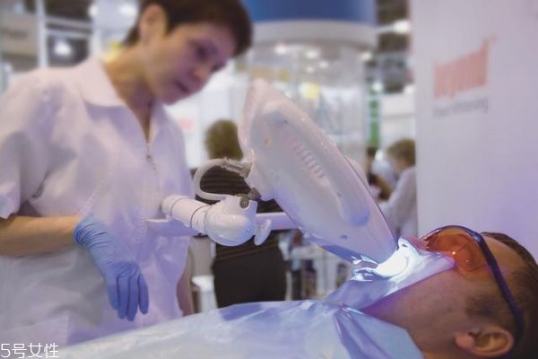 家用冷光美白仪的危害,家用冷光美白仪有用吗