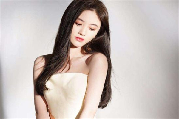 肋软骨隆鼻多久消肿完,肋软骨隆鼻多久消肿