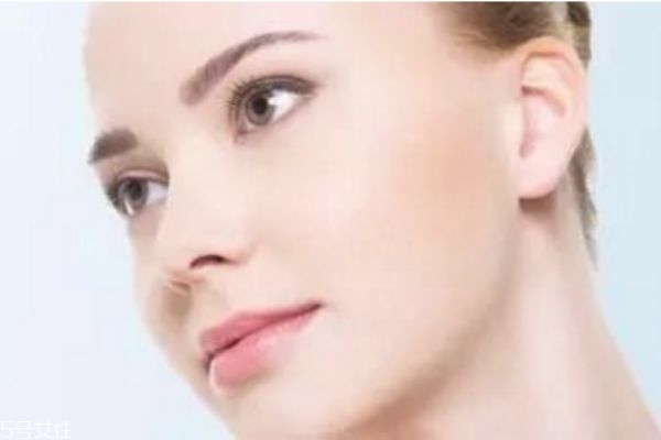 自体脂肪填充眼部凹陷多少钱,自体脂肪填充面部凹陷价格