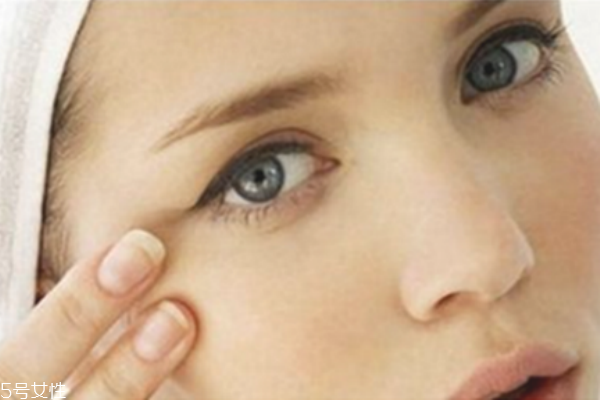 鱼尾纹打除皱针会有什么副作用,打去鱼尾纹针有什么副作用 鱼尾纹打除皱针会有什么副作用,打去鱼尾纹针有什么副作用