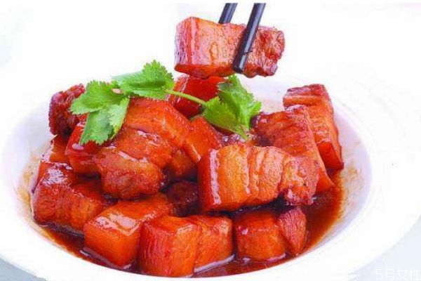 红烧肉的热量,红烧肉的热量是多少大卡