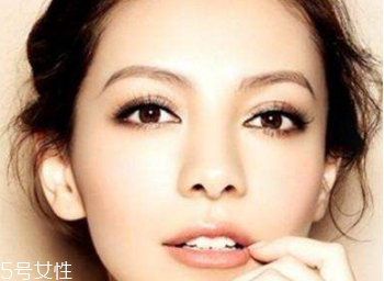 眼角做手术留了疤怎么办,做完眼角有疤痕怎么办 眼角做手术留了疤怎么办,做完眼角有疤痕怎么办