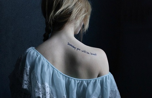 洗纹身最快需要多久,洗纹身要恢复多久