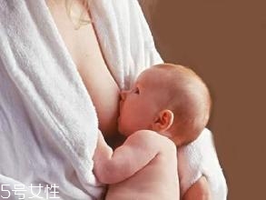 做假体隆胸之后可以哺乳吗?,假体隆胸可以母乳喂养吗?