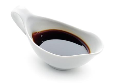 开眼角可以吃酱油吗,开眼角能吃酱油吗