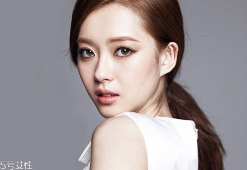 开眼角多久以后可以化妆,开眼角之后需要注意什么?