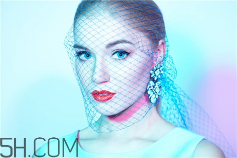 烤瓷牙可以只做门牙吗,门牙能做烤瓷牙吗