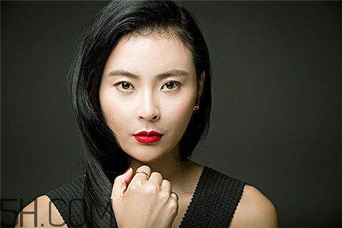 烤瓷牙可以修补吗,烤瓷牙上的烤瓷掉了能补吗