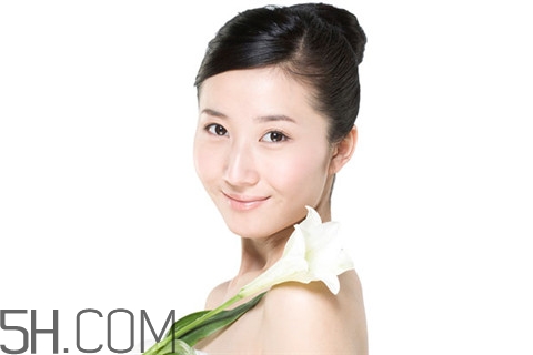 隆胸会留疤吗,隆胸会不会留疤