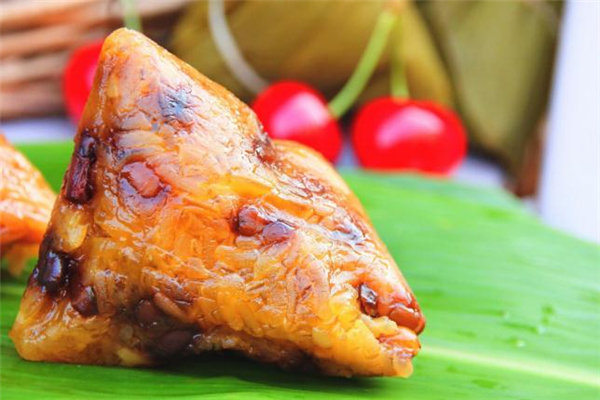 碱水粽子是什么味道,粽子为什么要放碱水 碱水粽子是什么味道,粽子为什么要放碱水