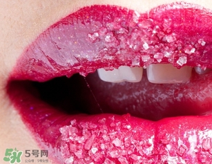漂唇后嘴唇发黑怎么办,漂唇后发黑的解决方法