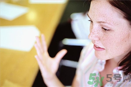 激光去斑后反黑多久可以淡化,激光祛斑后反黑多久能恢复