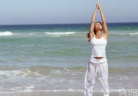 遗传性平胸能变大吗,遗传平胸能长大吗