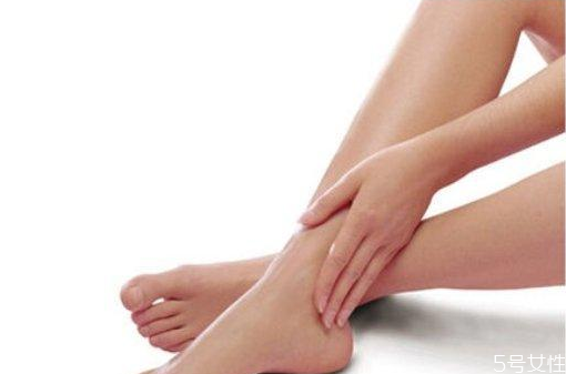 男性腿毛少是什么原因,腿毛少是什么原因