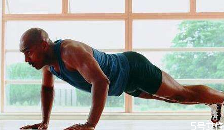 男生要刮腿毛吗,男生刮了腿毛会怎么样