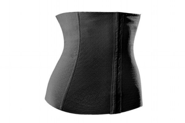 吃饭可以戴束腰带吗,吃饭时可以戴束腰带吗