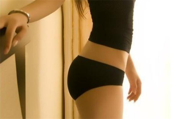 臀部肥胖纹怎么形成的,臀部有肥胖纹