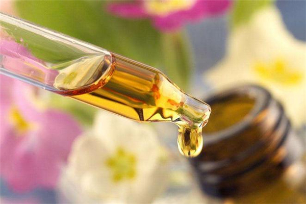 精油按摩减肥的原理,精油减肥按摩手法教程