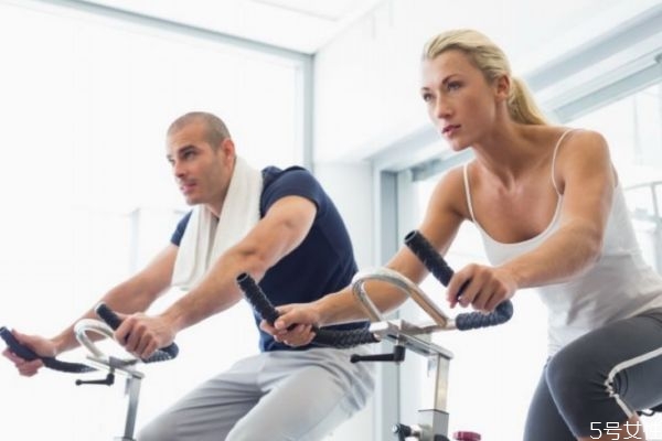 瘦大腿的动作 学生 最有效,瘦大腿的动作有哪些