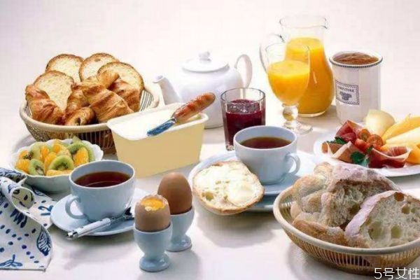 不吃早餐的危害有什么?,不吃早餐的危害有什么?说出其中几点就可以了