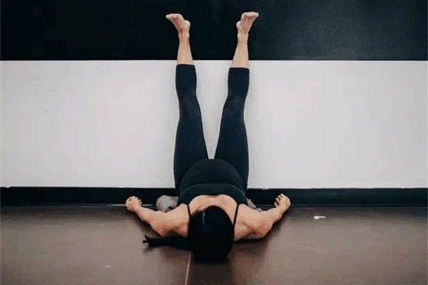 腿90度靠墙有什么好处,腿90度靠墙有什么作用 腿90度靠墙有什么好处,腿90度靠墙有什么作用