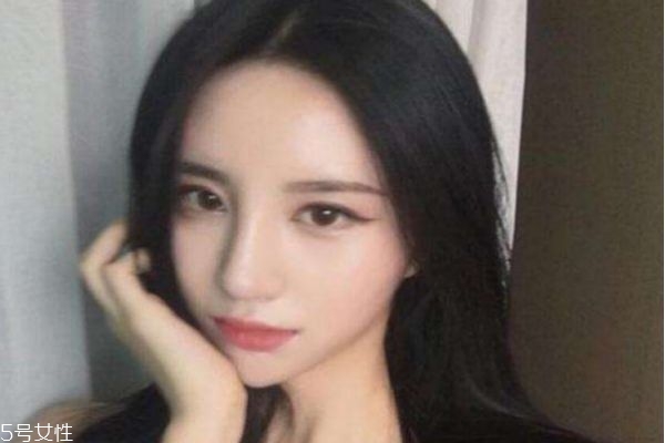 如何判断自己是不是水肿型肥胖,如何判断是水肿还是胖 如何判断自己是不是水肿型肥胖,如何判断是水肿还是胖