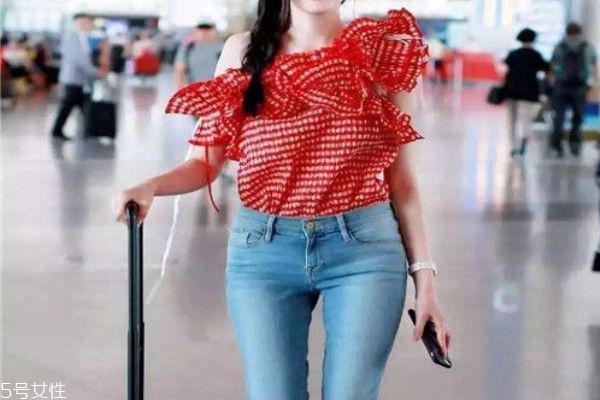 假胯宽是肉突出还是骨头突出,假胯宽骨头突出怎么办