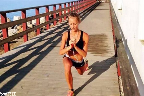 可以瘦肚子的运动,做什么运动可以让肚子瘦下来 可以瘦肚子的运动,做什么运动可以让肚子瘦下来