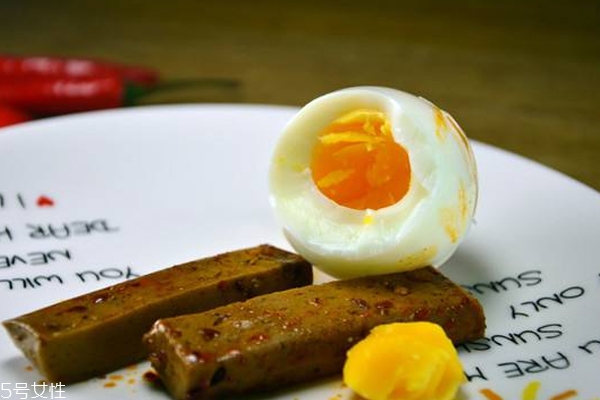 蛋黄减肥吗,减肥吃鸡蛋黄吗