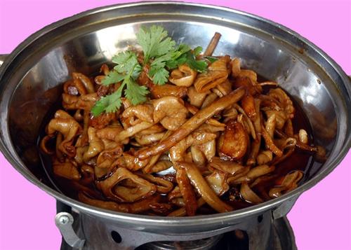 干茶树菇可以吃火锅吗,干锅茶树菇用新鲜的还是干的 干茶树菇可以吃火锅吗,干锅茶树菇用新鲜的还是干的