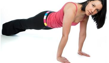 做俯卧撑的注意事项,做俯卧撑的注意事项不正确的是 做俯卧撑的注意事项,做俯卧撑的注意事项不正确的是