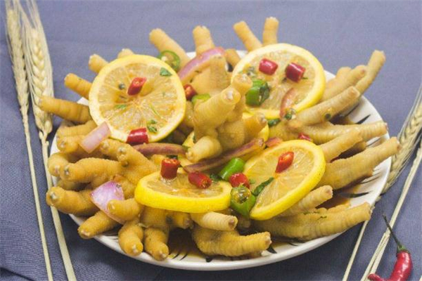 柠檬鸡爪可以不放辣椒吗,柠檬鸡爪不放辣椒好吃吗