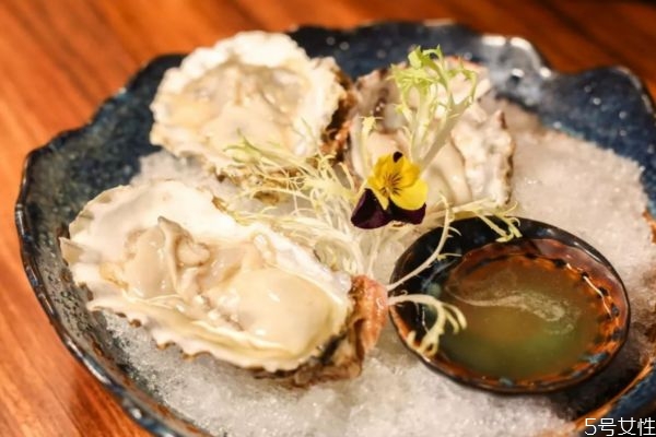 生蚝什么季节最肥美?,生蚝最肥的季节 生蚝什么季节最肥美?,生蚝最肥的季节