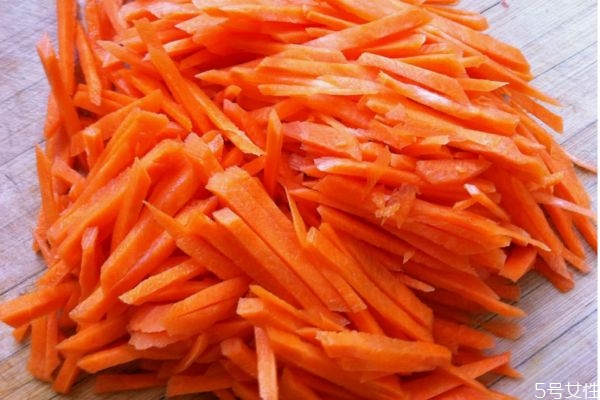 胡萝卜为什么会发芽,胡萝卜会发芽吗